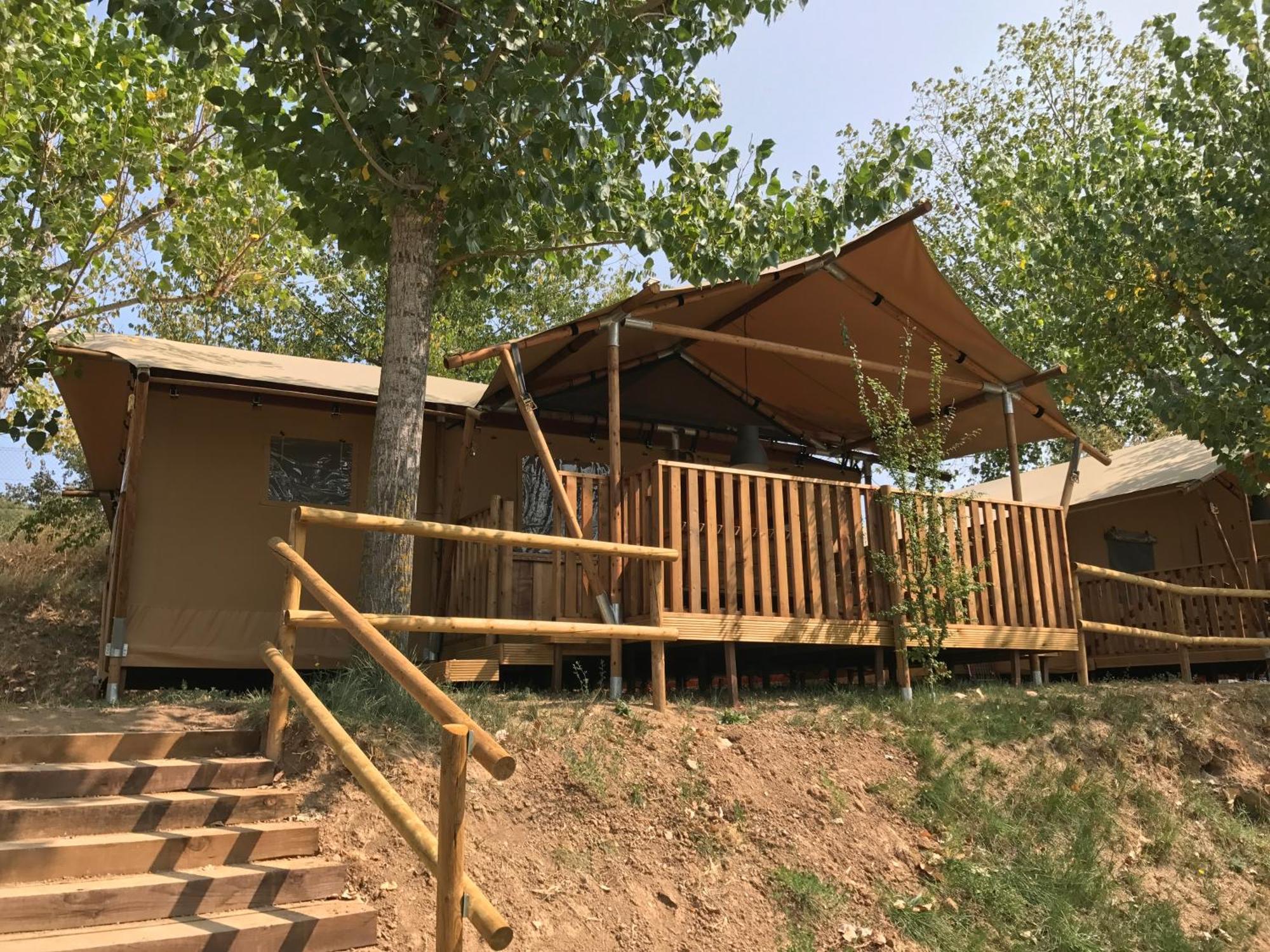 Bungalows - Camping El Solsones 솔소나 외부 사진